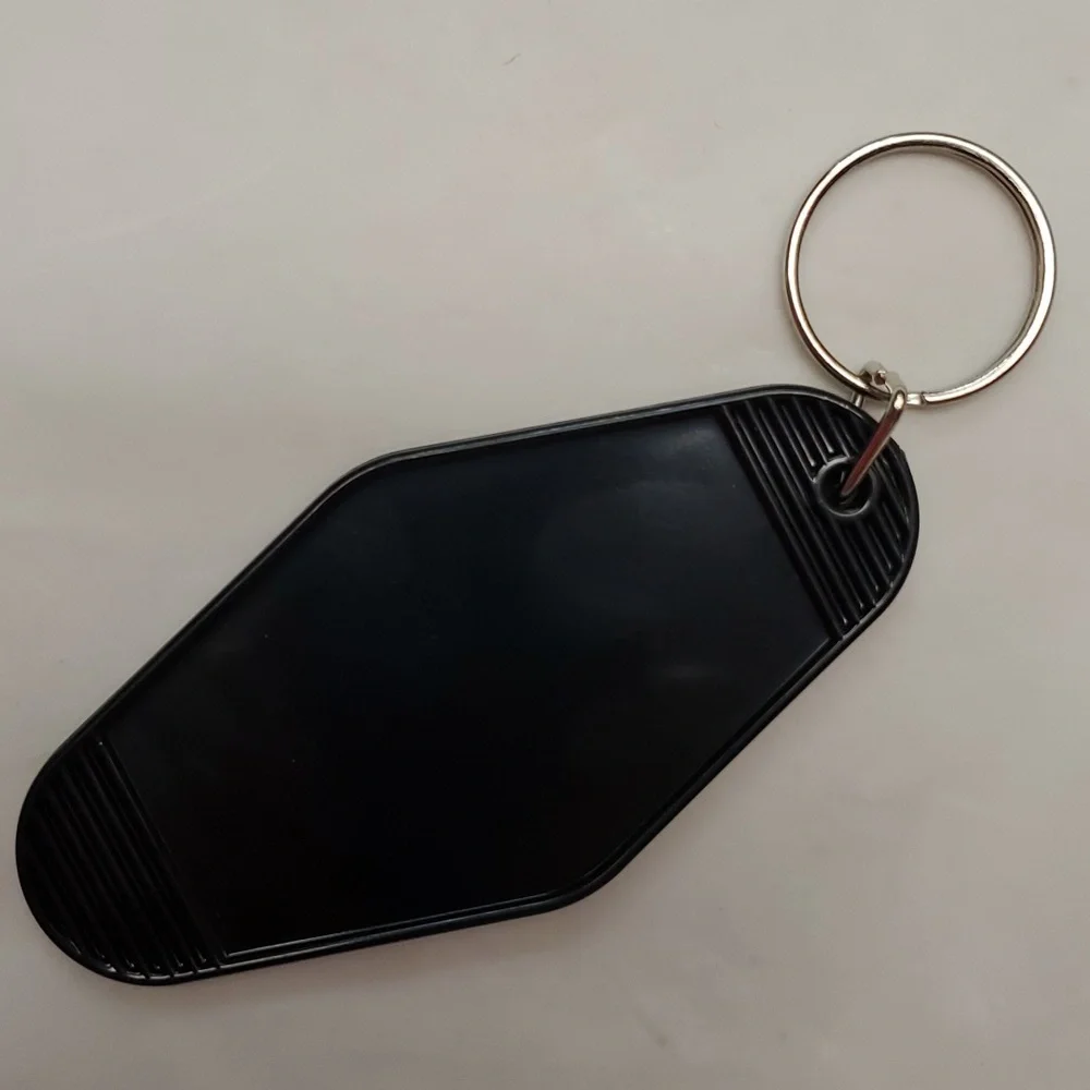 ❤️JASON VOORHEES FRIDAY THE 13th CAMP CRYSTAL LAKE HOTEL KEY KEYCHAIN NOVELTY